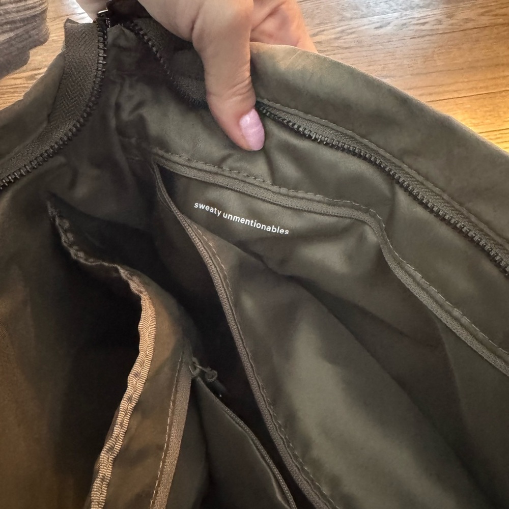 lululemon athletica Olive Green Tote Bag - Picture 6 of 9